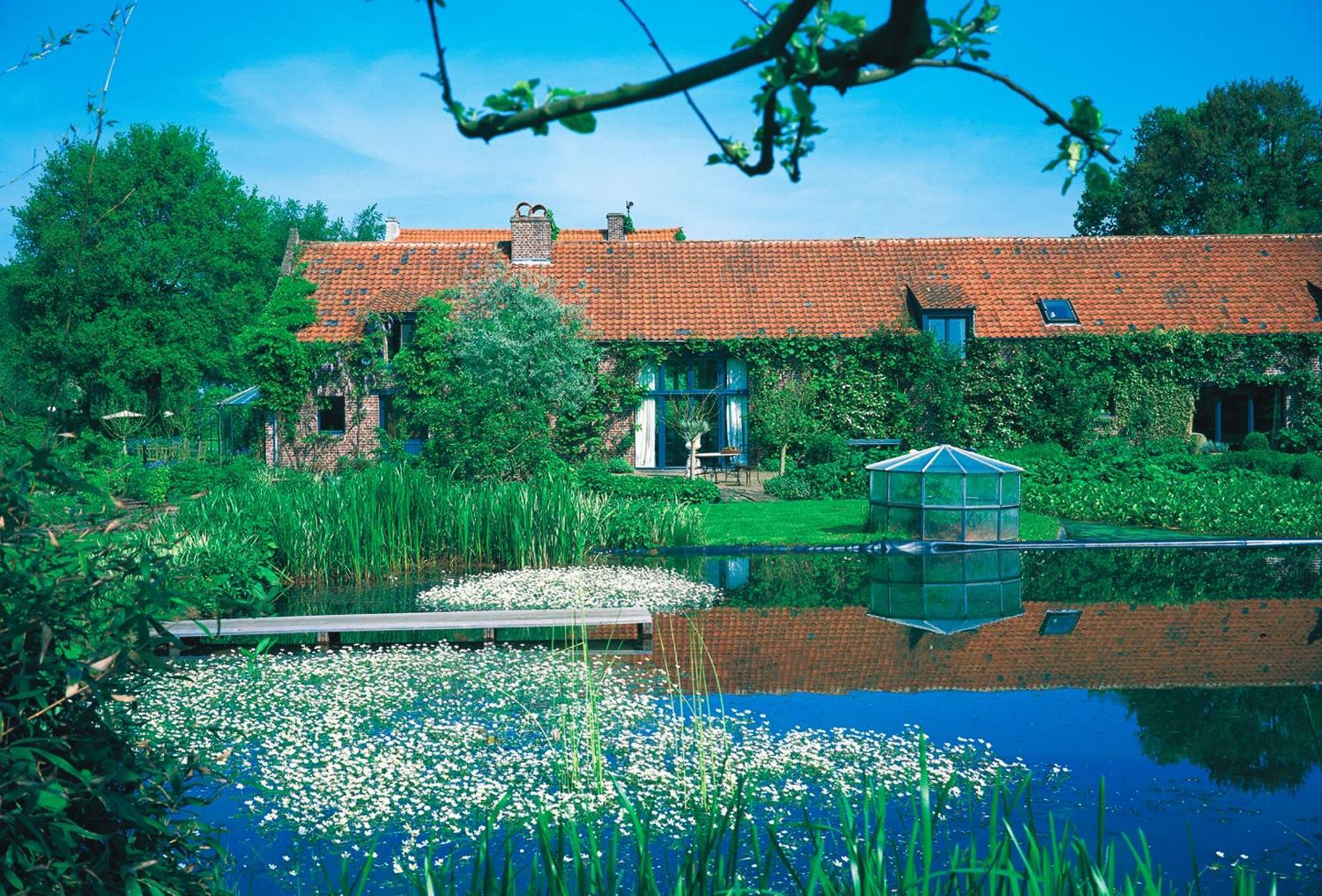 Отель Orshof Opglabbeek Экстерьер фото
