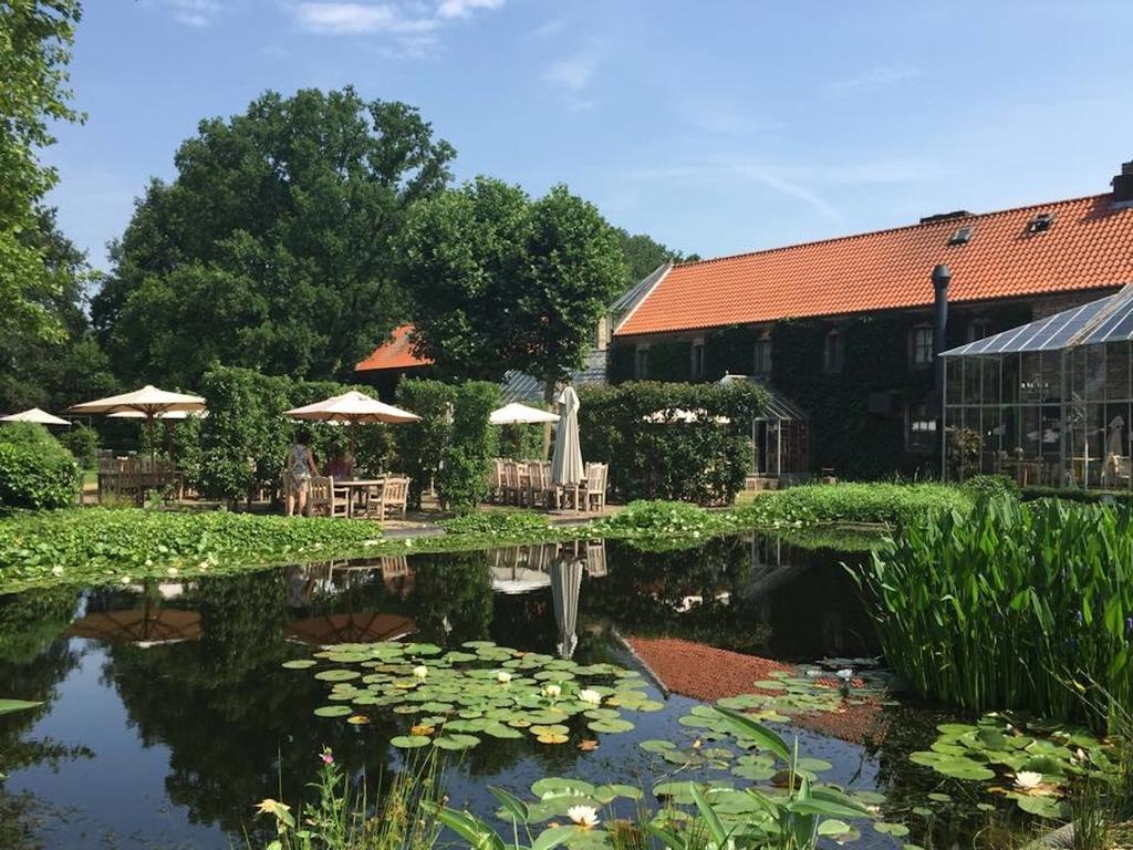 Отель Orshof Opglabbeek Экстерьер фото
